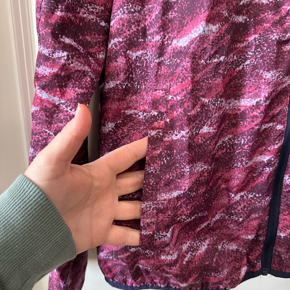 Asics Lightweight Packable Zip Jacket Purple Pink Womens Size XL - Picture 6 of 10